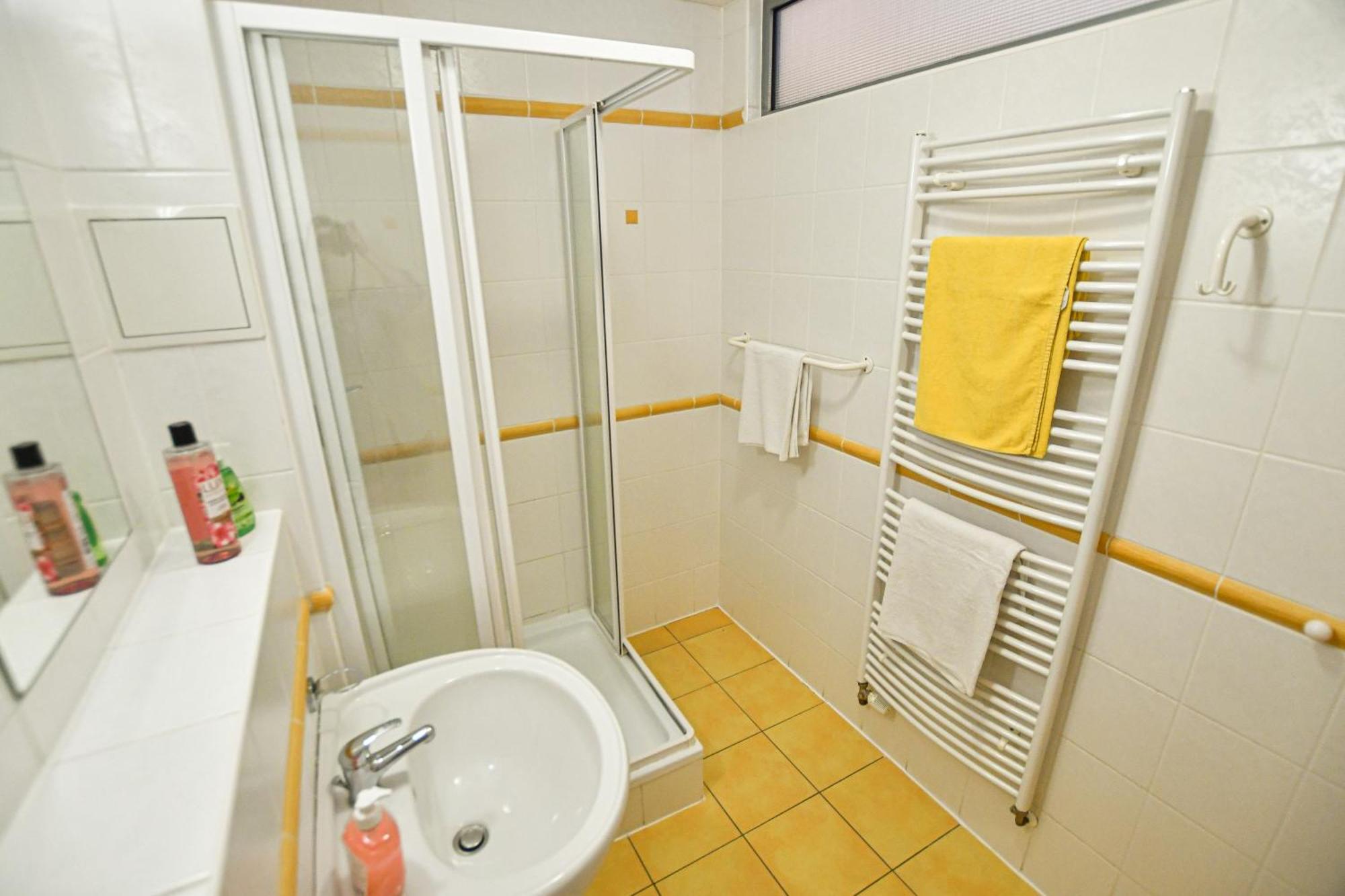 Apartmány Areál Ados Harrachov Esterno foto