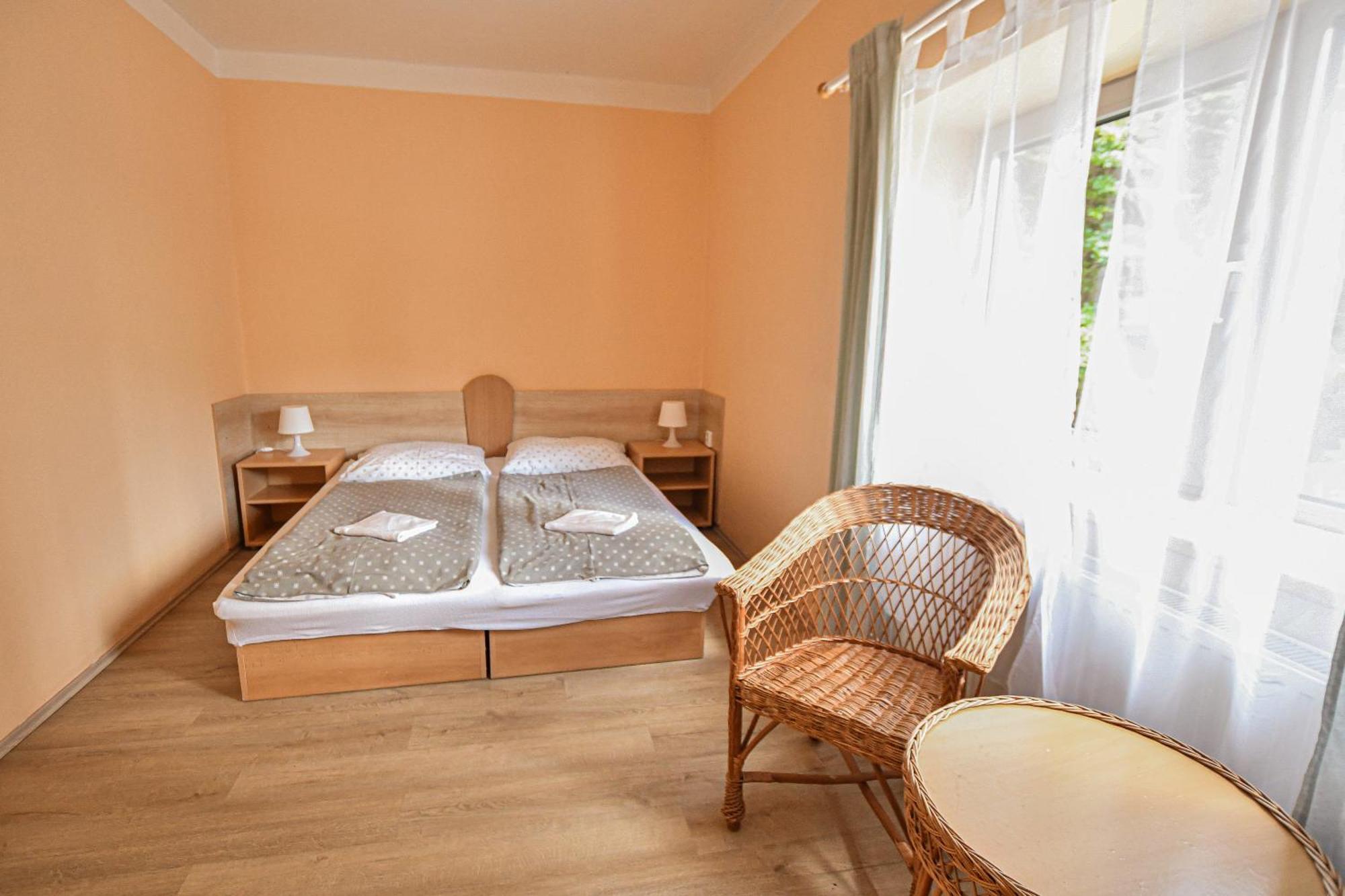 Apartmány Areál Ados Harrachov Esterno foto