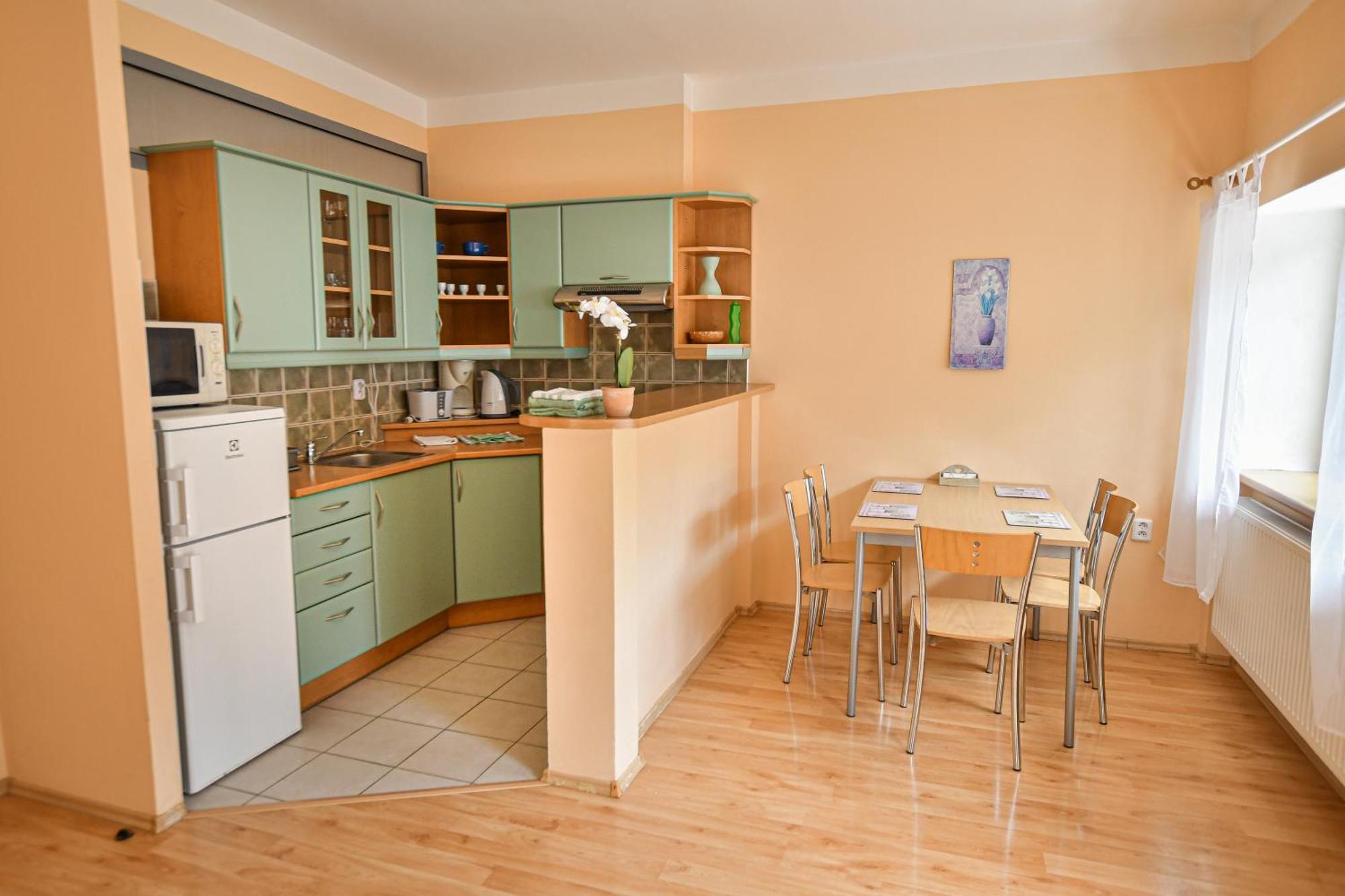 Apartmány Areál Ados Harrachov Esterno foto